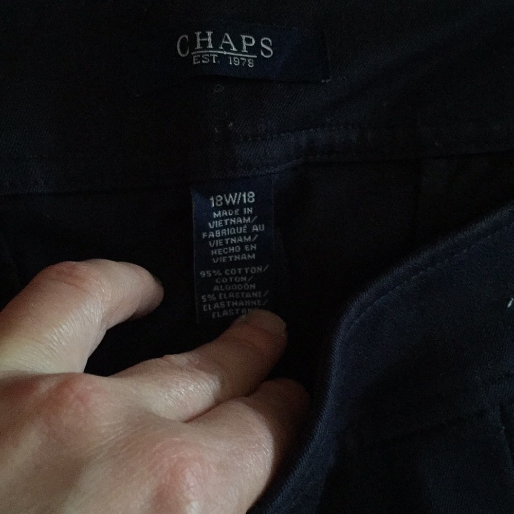 Capris - Picture 3 of 6